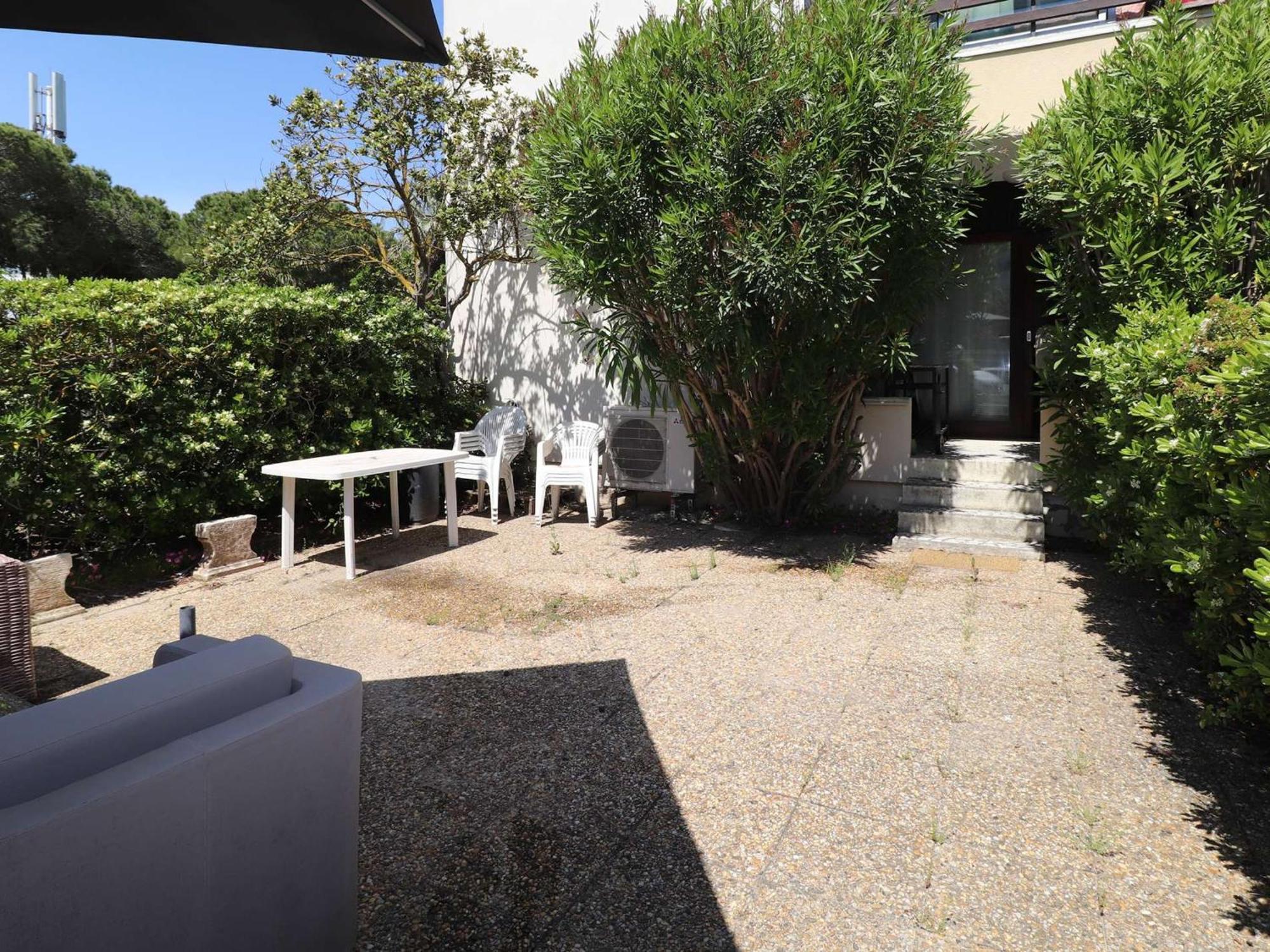 3 Pieces Climatise Avec Terrasse, Parking Prive, A 100M De La Plage, 7 Couchages - Fr-1-307-148 Le Grau-du-Roi Exterior foto